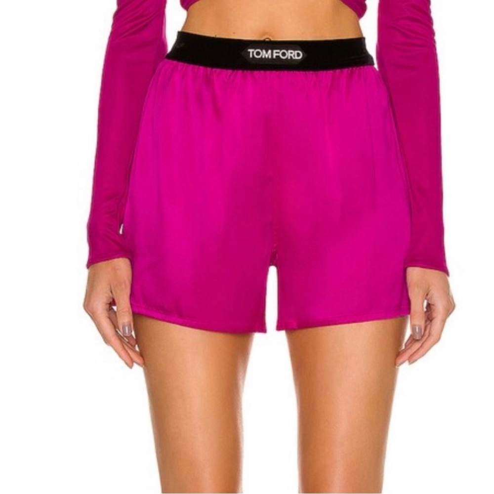 🩷Tom Ford 🩷 Silk shorts pink Medium